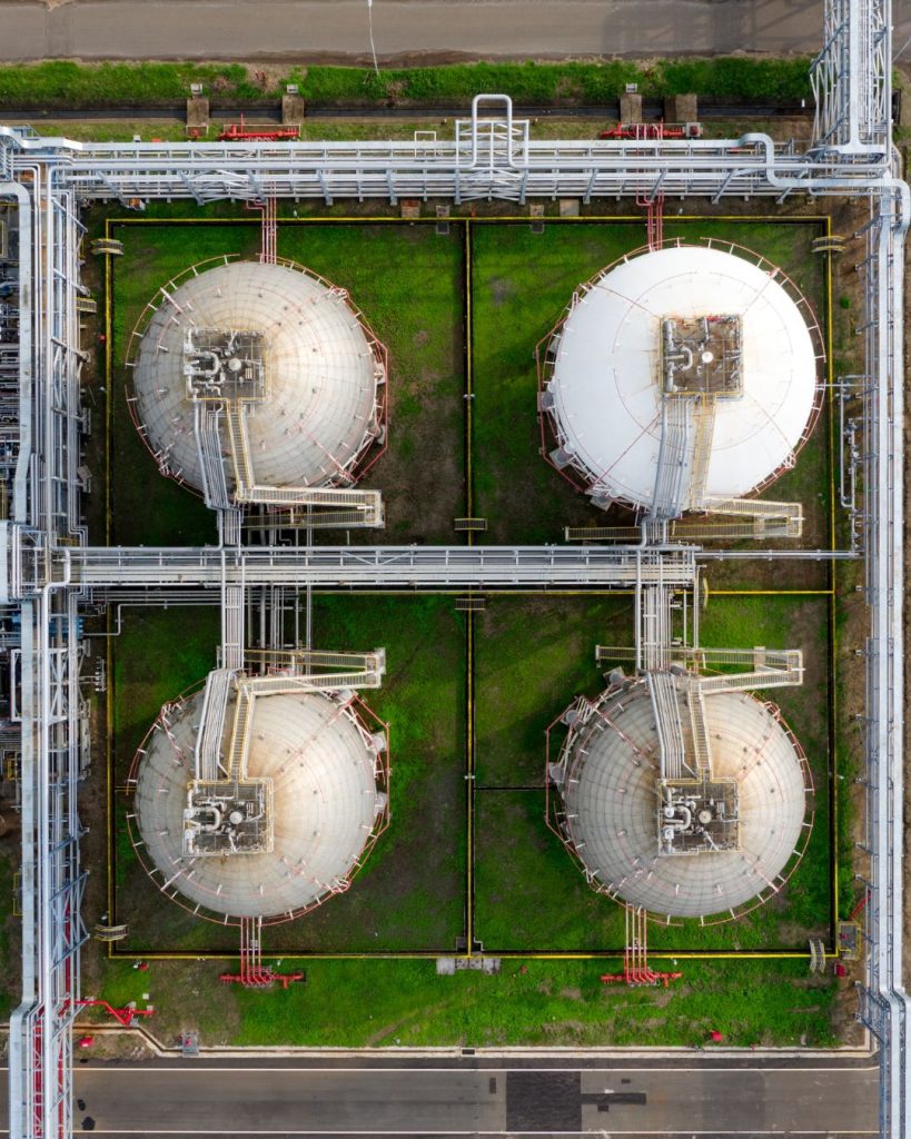 4 tanques tomados desde arriba